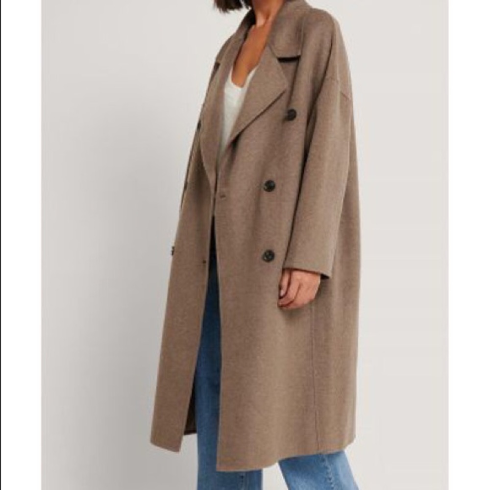 SOS I AM LOOKING FOR THIS